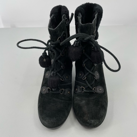 Cole Haan Womens Size 9B Black Pom Pom Wedge Sueded Leather Boots D35450 - Picture 4 of 11